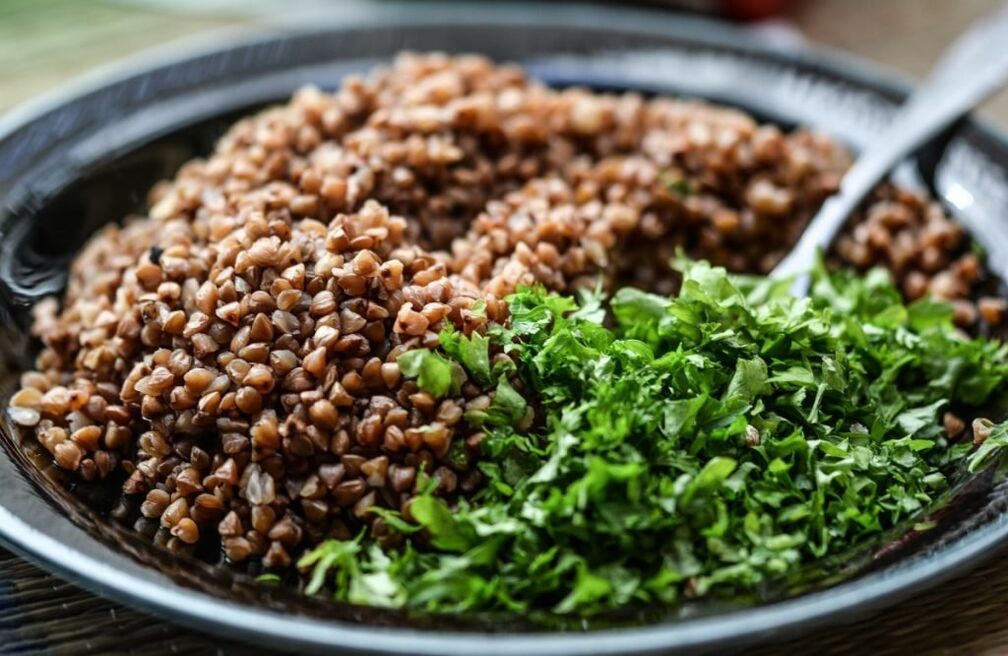 Buckwheat with herbs
