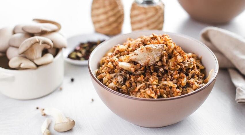 Buckwheat with meat