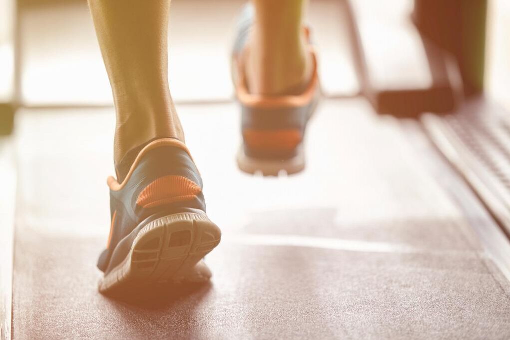 Walking on a treadmill for weight loss