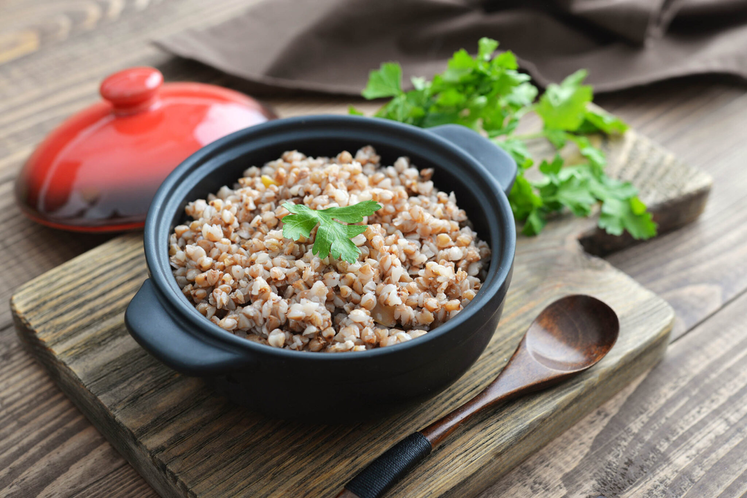 A buckwheat diet can lead to a vitamin deficiency in the body. 